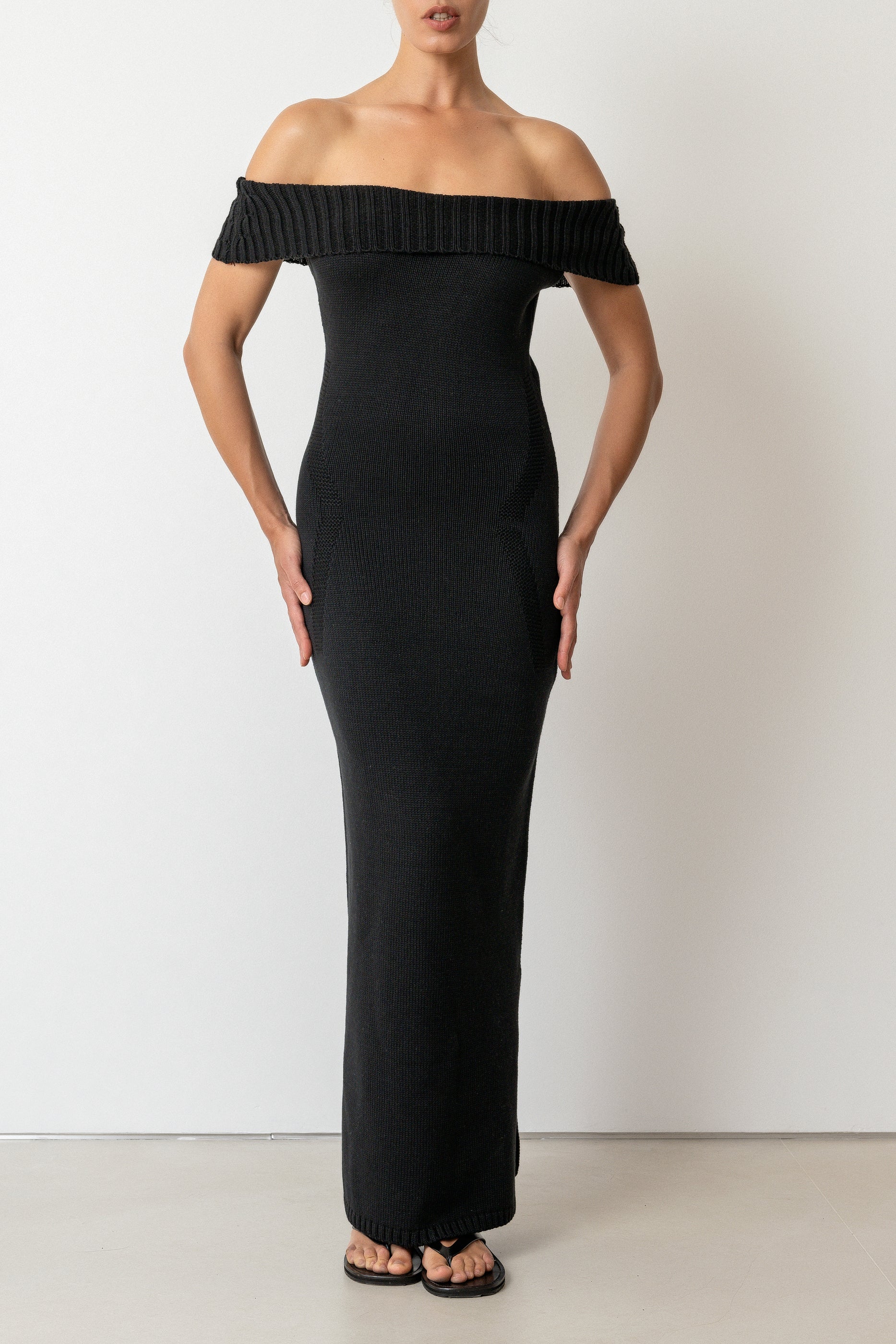 Vestido Tricot Pala Preto