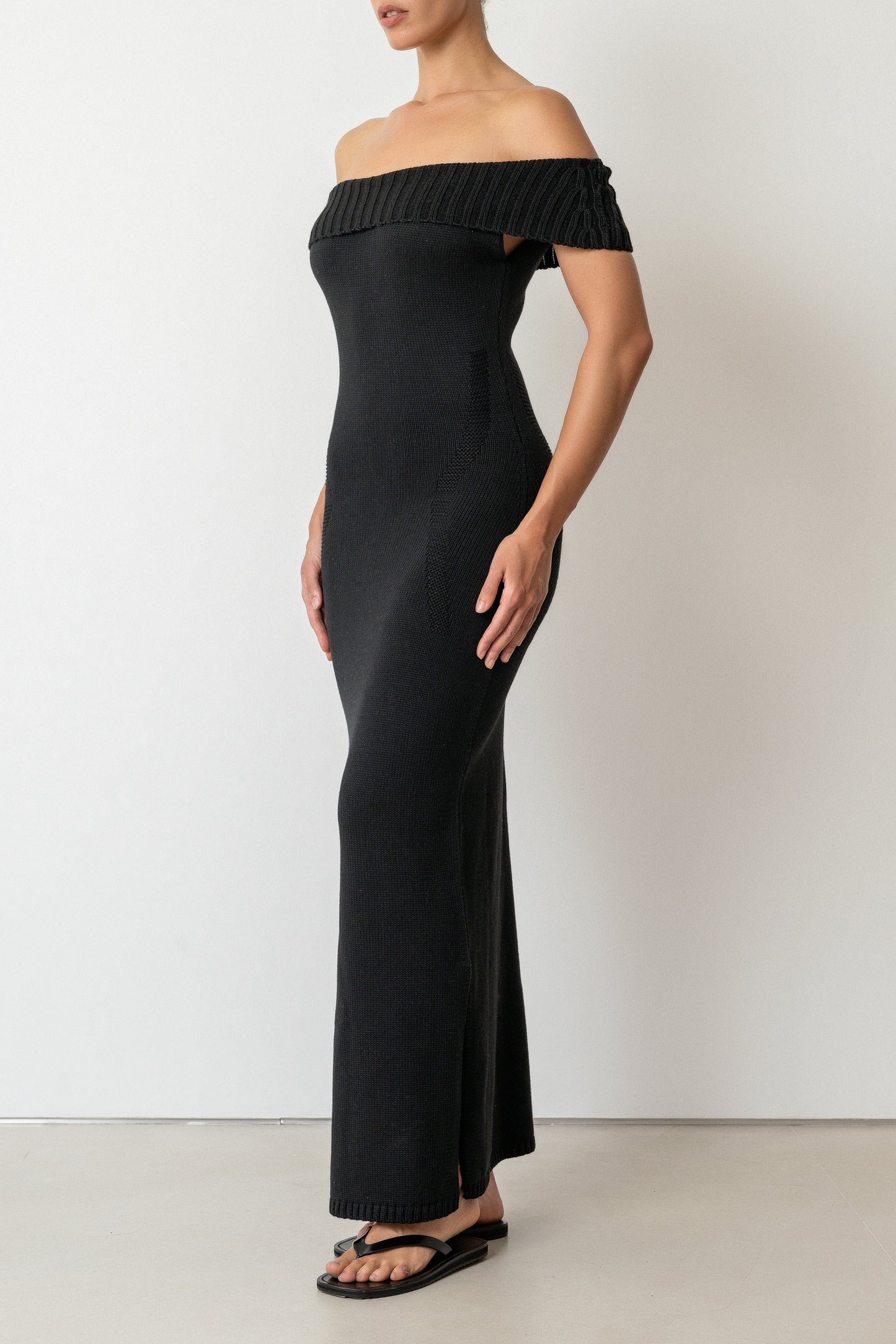 Vestido Tricot Pala Preto